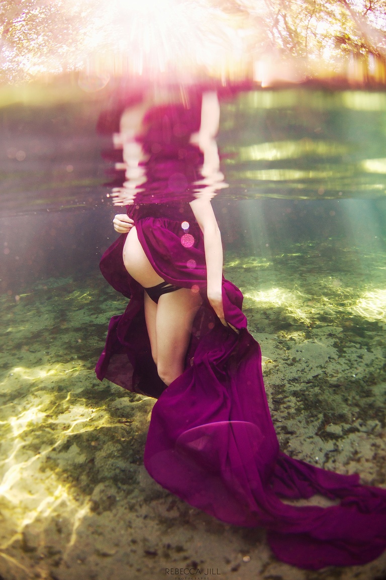 Underwater Maternity Photographer